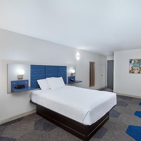 Microtel Inn & Suites By Wyndham Manchester - Newly Renovated Εξωτερικό φωτογραφία