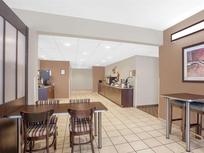 Microtel Inn & Suites By Wyndham Manchester - Newly Renovated Εξωτερικό φωτογραφία