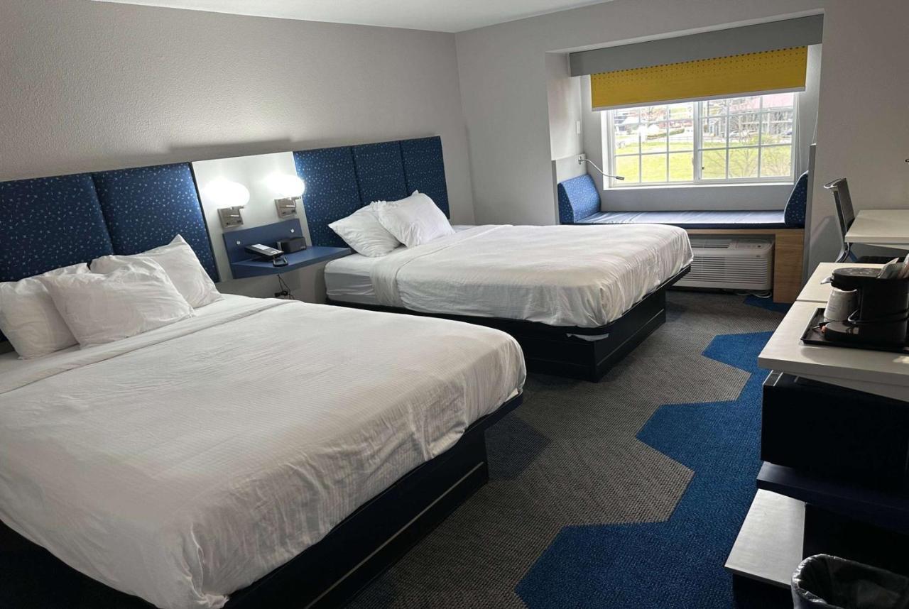 Microtel Inn & Suites By Wyndham Manchester - Newly Renovated Εξωτερικό φωτογραφία