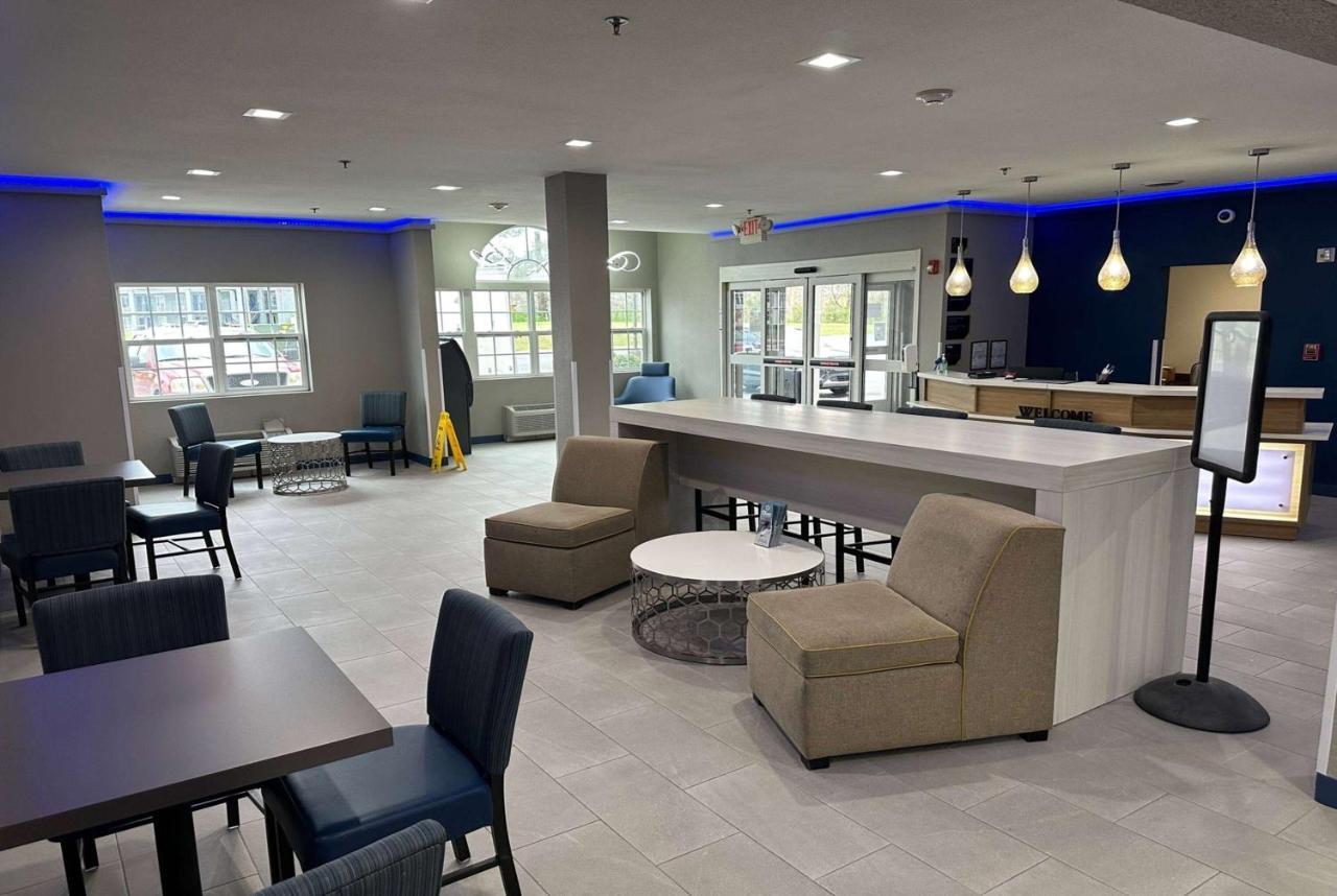 Microtel Inn & Suites By Wyndham Manchester - Newly Renovated Εξωτερικό φωτογραφία