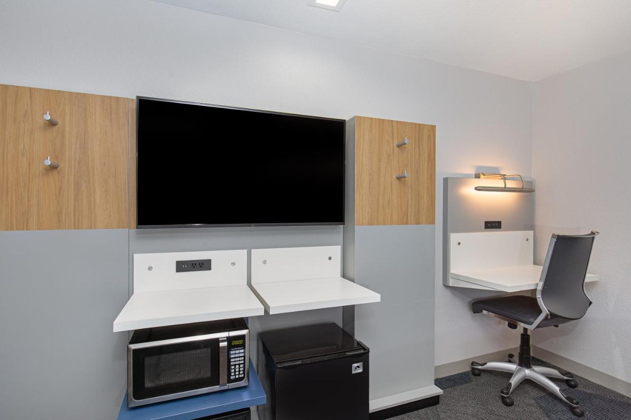 Microtel Inn & Suites By Wyndham Manchester - Newly Renovated Εξωτερικό φωτογραφία