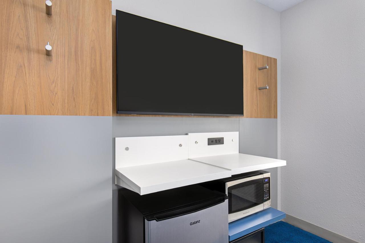 Microtel Inn & Suites By Wyndham Manchester - Newly Renovated Εξωτερικό φωτογραφία
